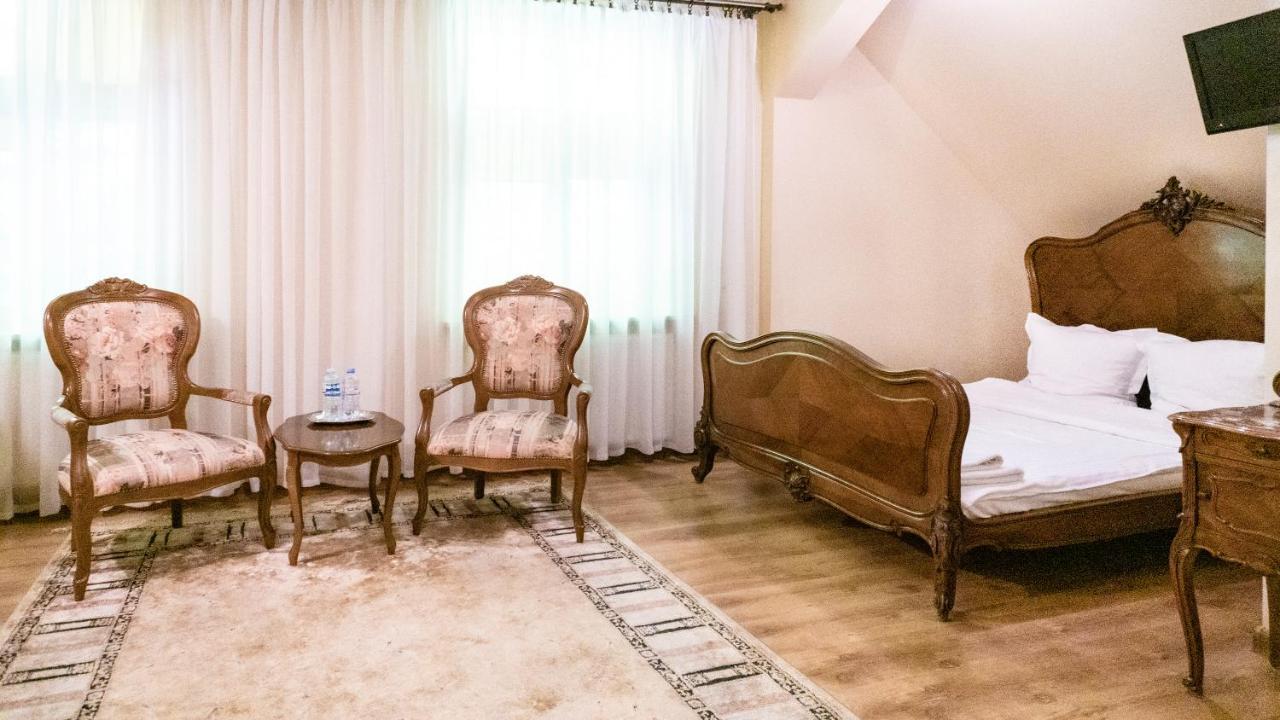 Hotel "Dworek Lesniczowka" Wodzisław Śląski 外观 照片