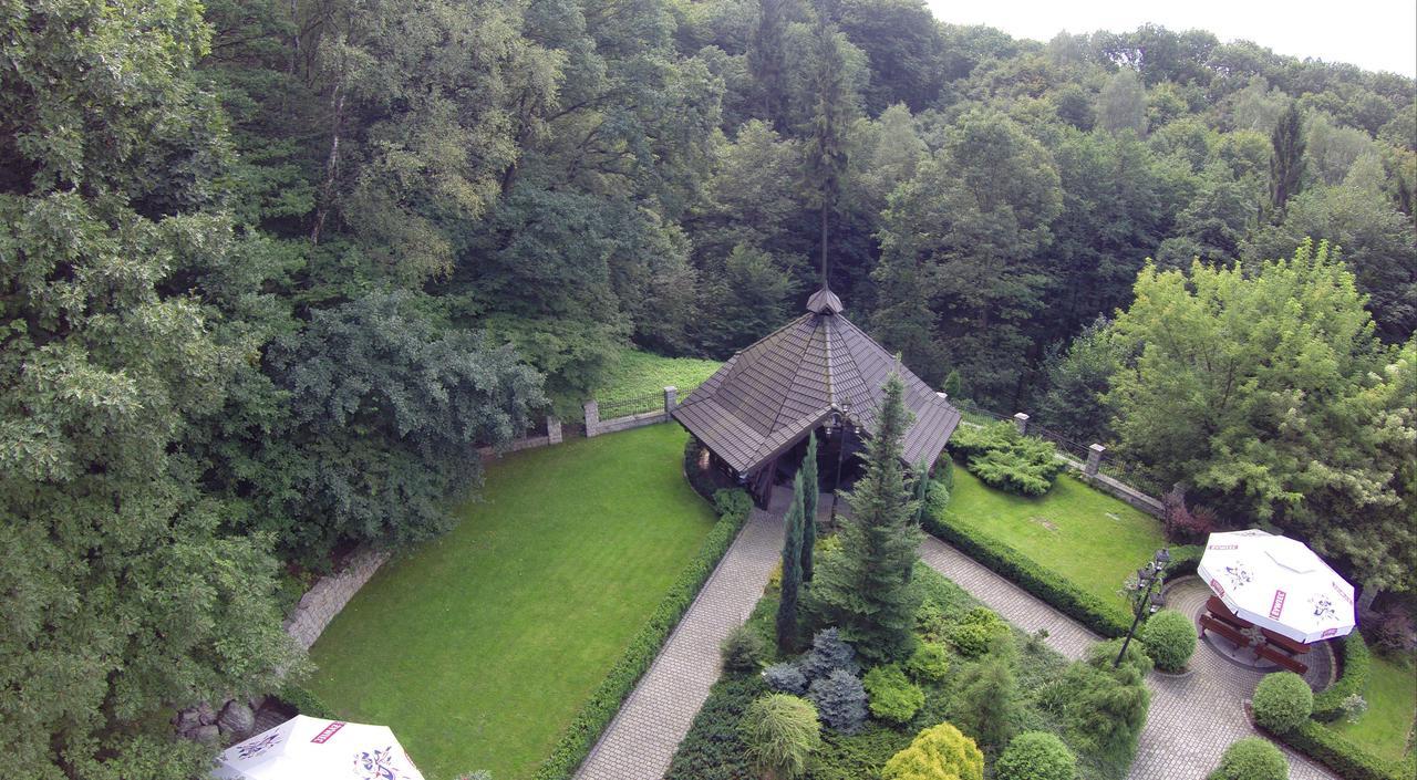 Hotel "Dworek Lesniczowka" Wodzisław Śląski 外观 照片
